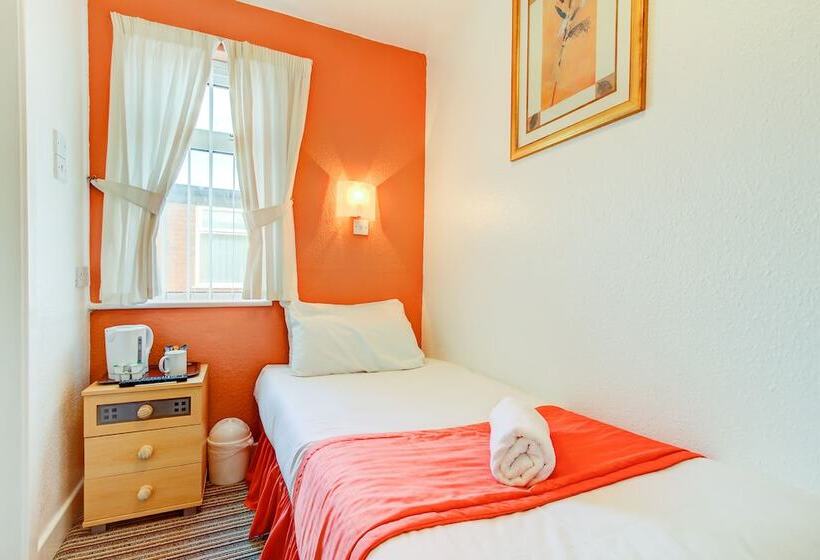 The Sandringham Court  & Legends Sports Bar