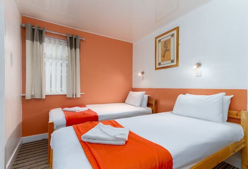 Fotos del hotel The Sandringham Court  & Legends Sports Bar:  56