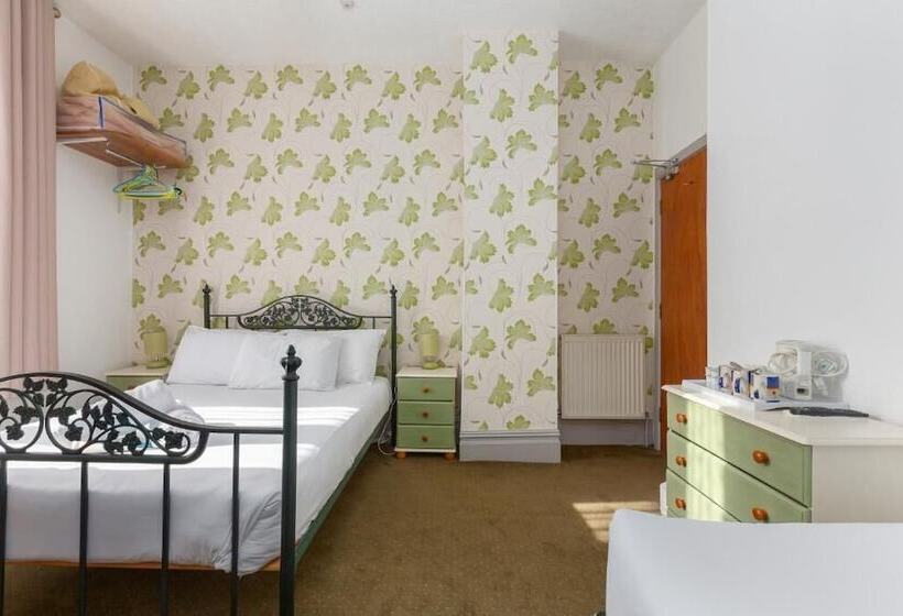 Fotos del hotel The Sandringham Court  & Legends Sports Bar:  32