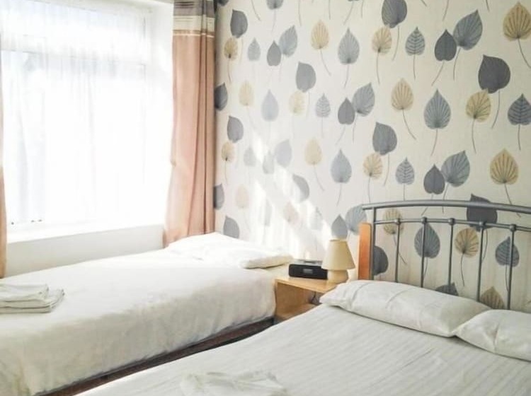 Fotos del hotel The Sandringham Court  & Legends Sports Bar:  10