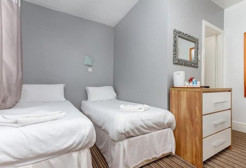 Fotos del hotel The Sandringham Court  & Legends Sports Bar:  34