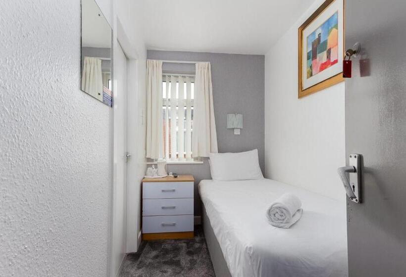 Fotos del hotel The Sandringham Court  & Legends Sports Bar:  28