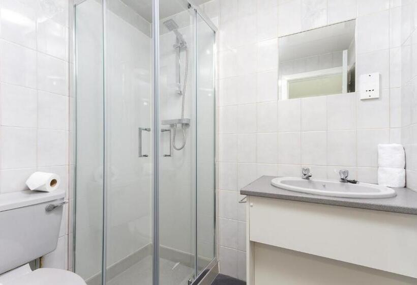 Fotos del hotel The Sandringham Court  & Legends Sports Bar:  45