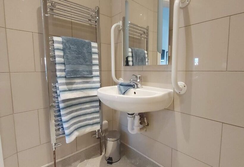 تختخواب و صبحانه Viva Guest House