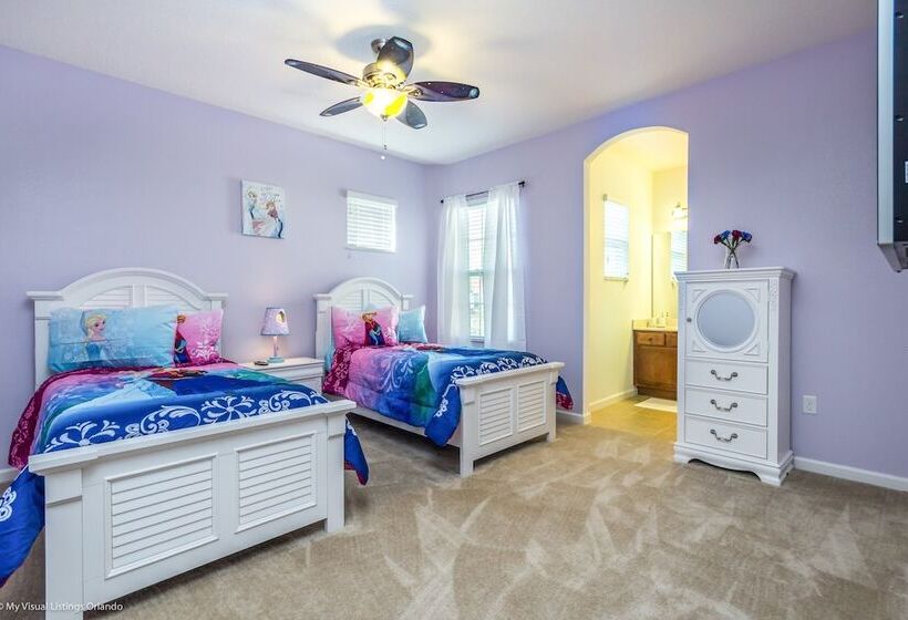 Classic 6bed 4ba Villa, Games, Pool, Spa   5244o