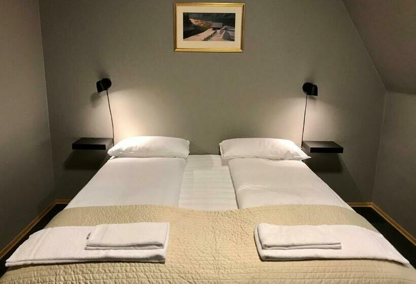 Henriks Hotell