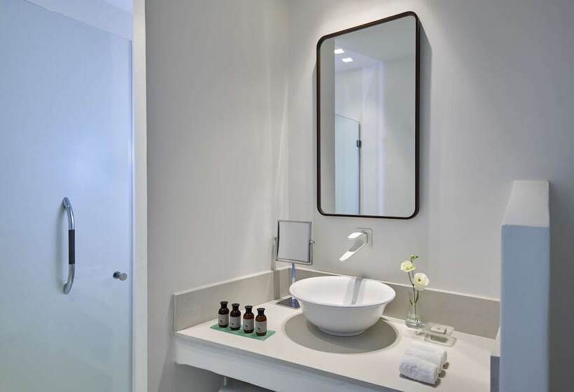 Отель Baia Di Chia Resort Sardinia, Curio Collection By Hilton