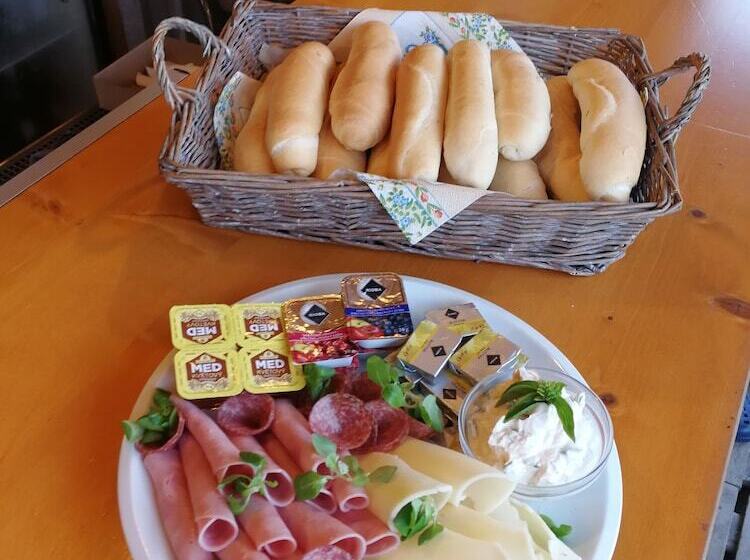 هتل Camp Děčín