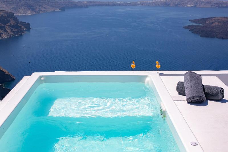 هتل Cilon Suites Santorini