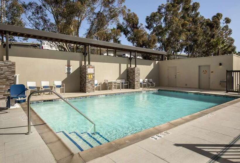 בית מלון כפרי Home2 Suites By Hilton Redlands Loma Linda