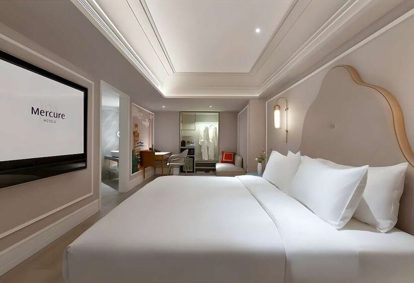 هتل Mercure Chengdu Jinniu Wanda Plaza
