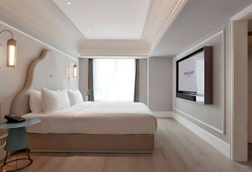 هتل Mercure Chengdu Jinniu Wanda Plaza