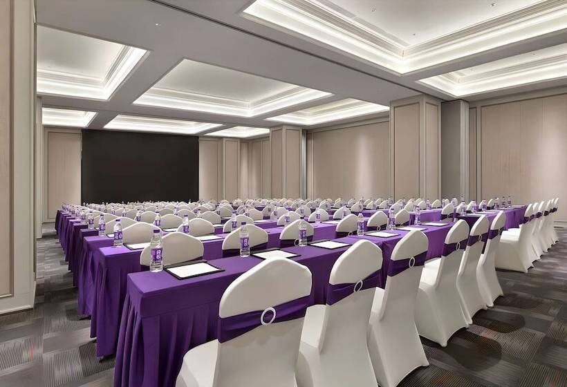 هتل Mercure Chengdu Jinniu Wanda Plaza