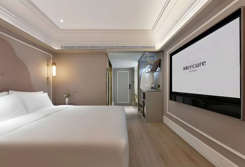 هتل Mercure Chengdu Jinniu Wanda Plaza