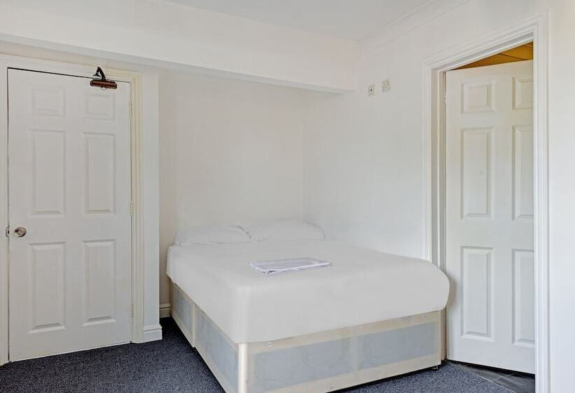 هتل Oyo Lodge  Birmingham Airport & Nec