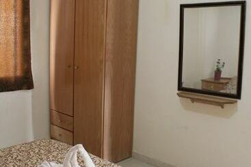 هتل Summer Bay Resort