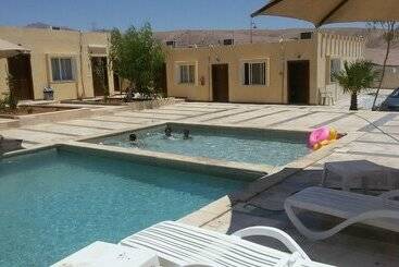 هتل Summer Bay Resort