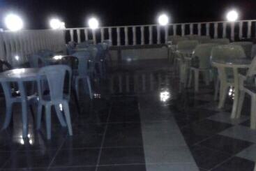 هتل Summer Bay Resort