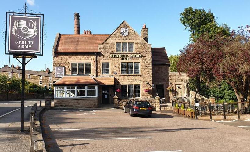 هتل The Strutt Arms