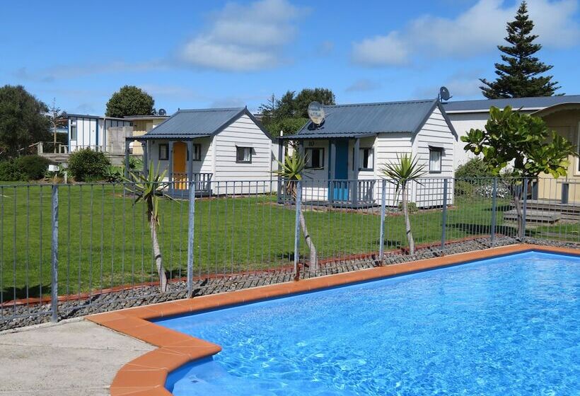 هتل Whanganui Seaside Holiday Park