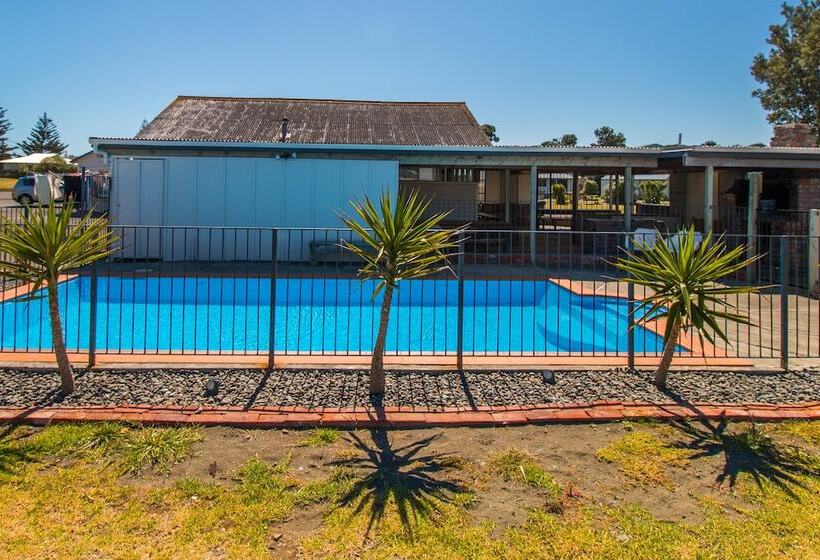 בית מלון כפרי Whanganui Seaside Holiday Park