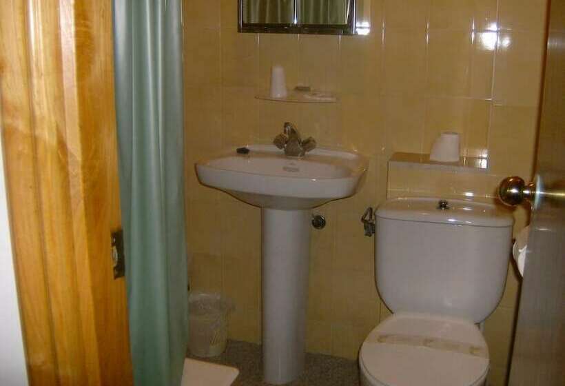 پانسیون Hostal Monterredondo