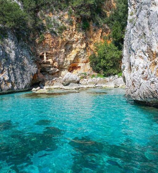 استراحتگاه Cilento Dreams Village