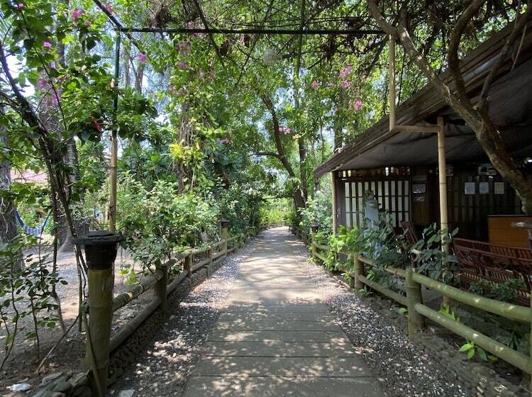 هتل Potipot Gateway Resort