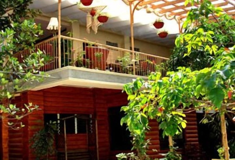 هتل Potipot Gateway Resort