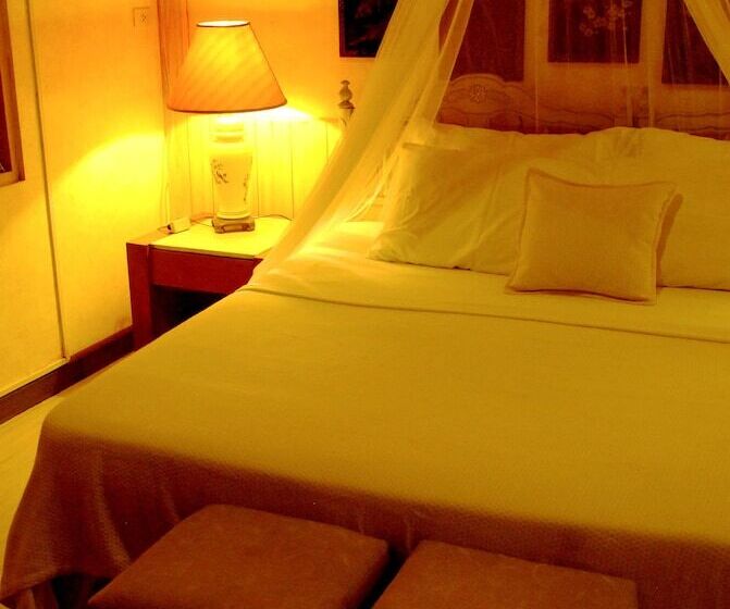 هتل Potipot Gateway Resort
