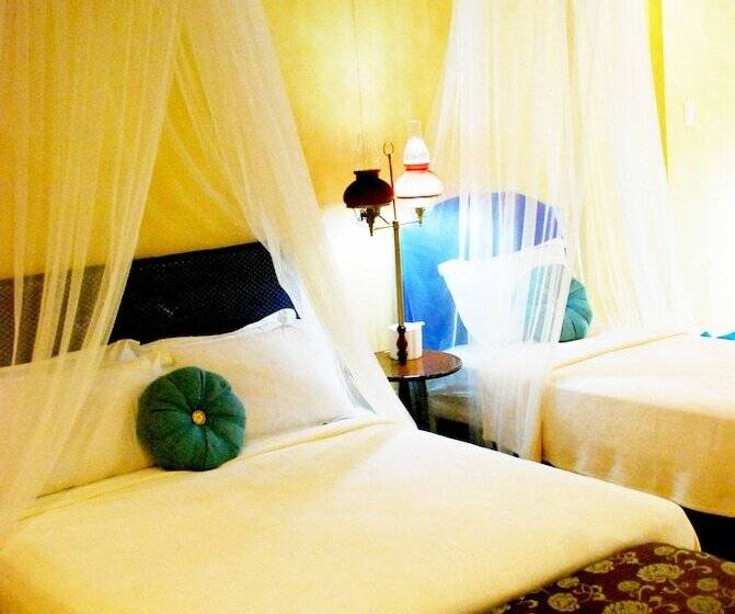 هتل Potipot Gateway Resort