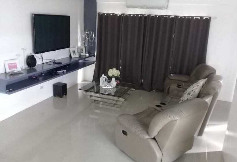 فندق Sergi S Resort And