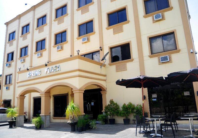 هتل Spring Plaza