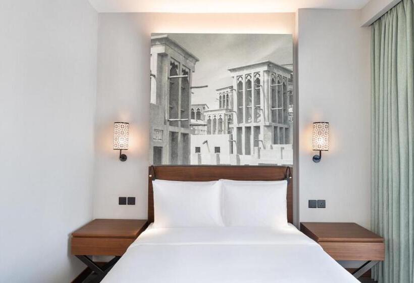 Отель Super 8 By Wyndham Dubai Deira