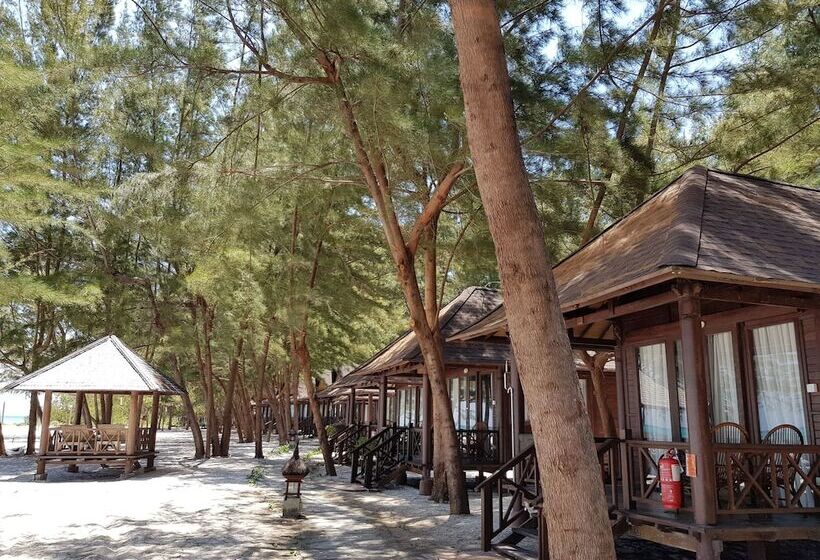 酒店 Sutera @ Mantanani Island Resort & Spa
