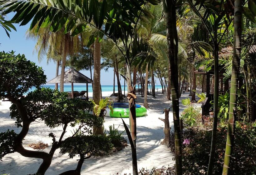 酒店 Sutera @ Mantanani Island Resort & Spa