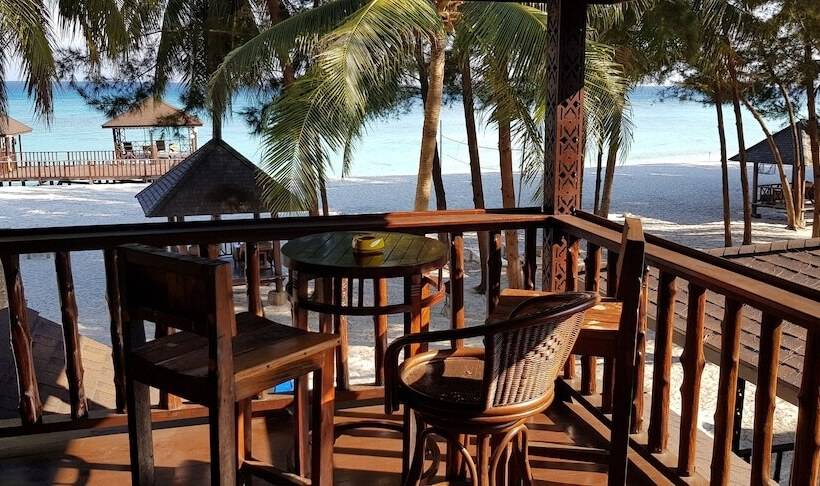هتل Sutera @ Mantanani Island Resort & Spa