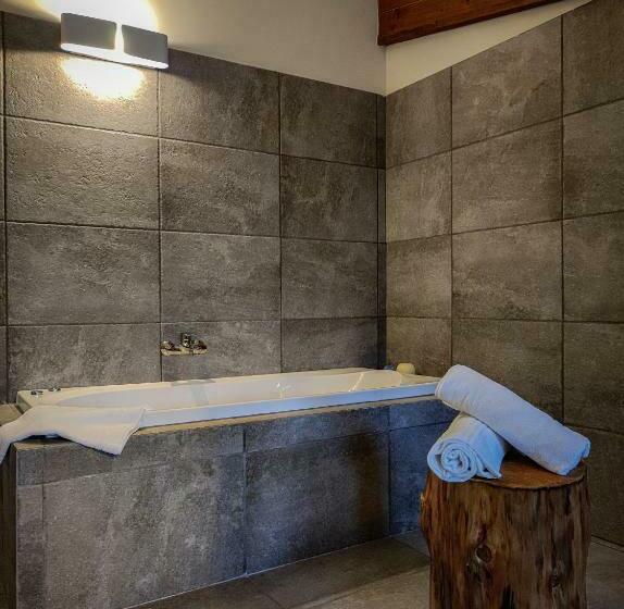مبيت وإفطار Chalet Lago