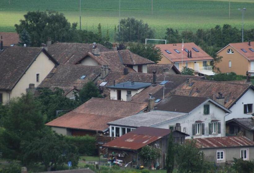 تختخواب و صبحانه Au Cœur Du Vignoble Sur Bursins