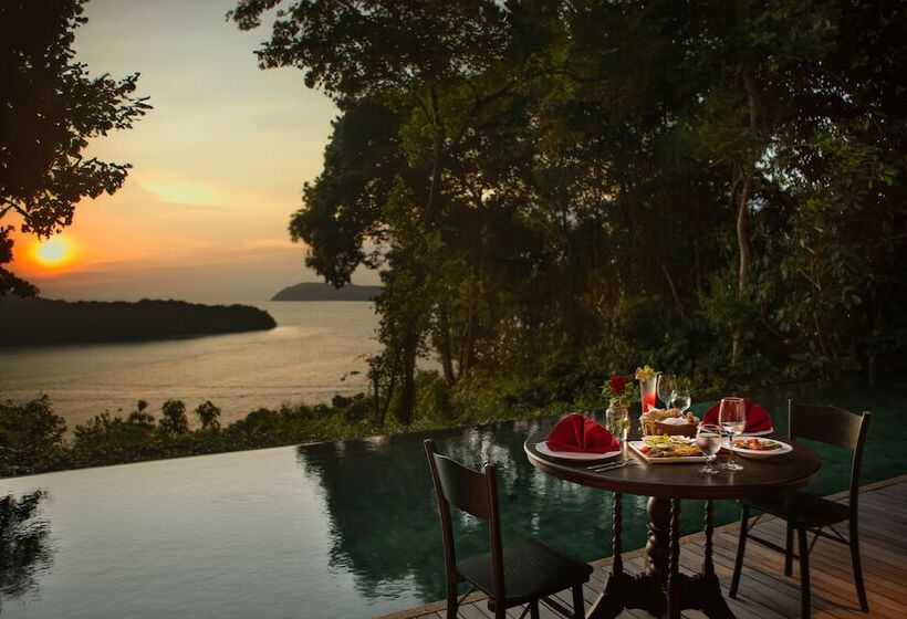 Szálloda Ambong Pool Villas