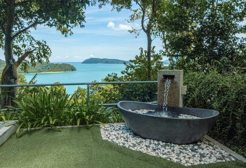 Szálloda Ambong Pool Villas