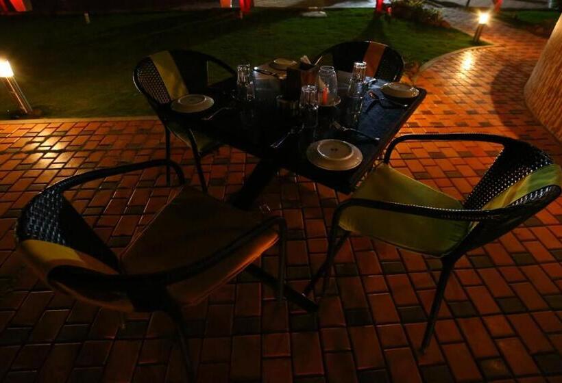 ホテル Dvg Socials Retreat