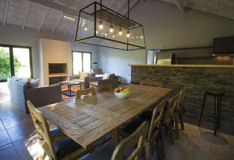 هتل Hosteria & Spa De La Cascada