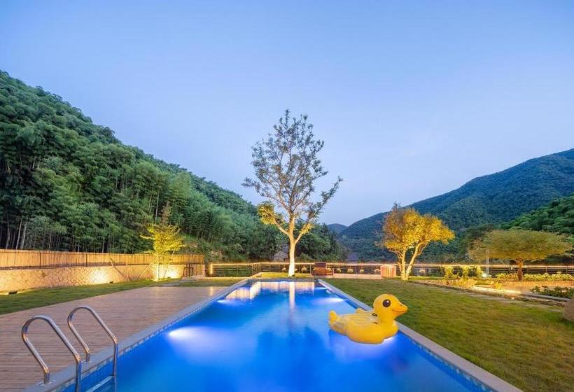 Отель Moganshan Mountain House