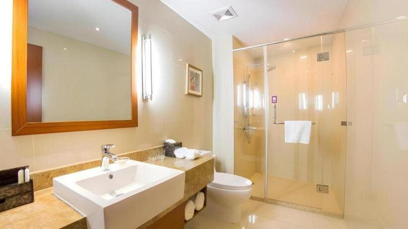 Yitel Hotel Shanghai Hongqiao Linkong Industrial Park Songhong Road Metro Station