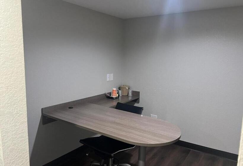 Общежитие Quality Suites Wildwood   The Villages