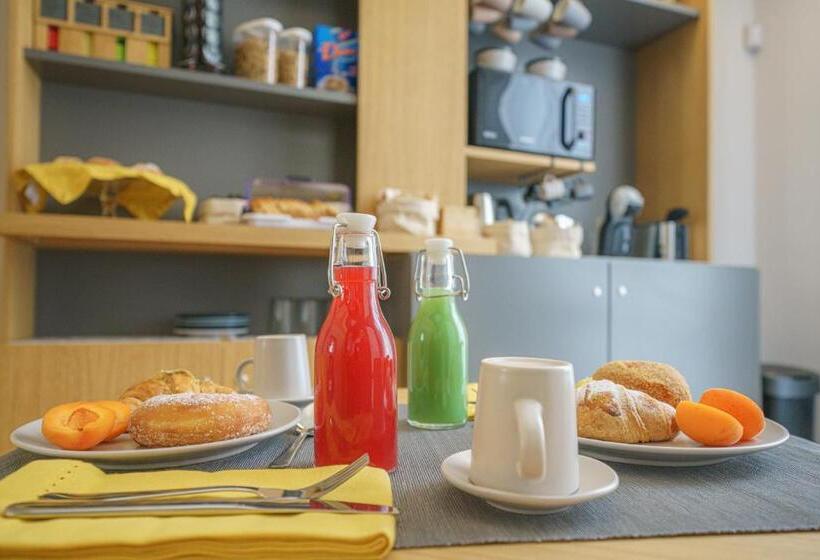 تختخواب و صبحانه Cafuné Rooms