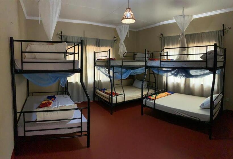 Pazuri Hostel