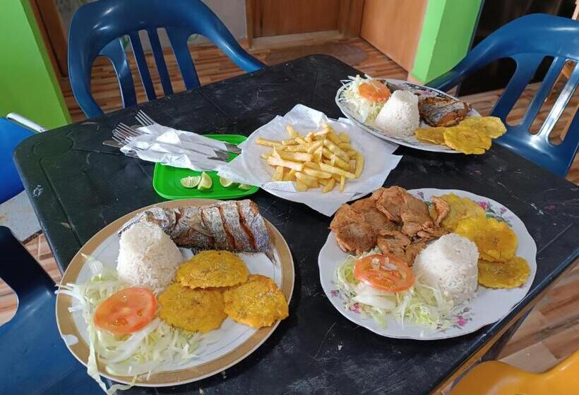 펜션 Hostal Mis Dos ángeles