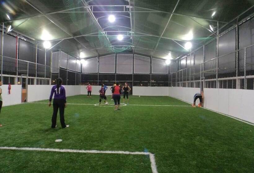 هاستل Hostería Quinta Los Chillos